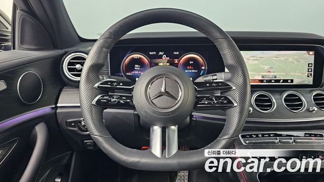 Mercedes-Benz E-Class E220d 4MATIC AMG Line