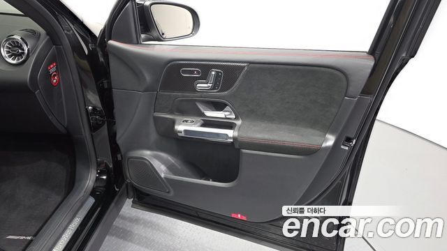 Mercedes-Benz GLB-Class GLB250 4MATIC