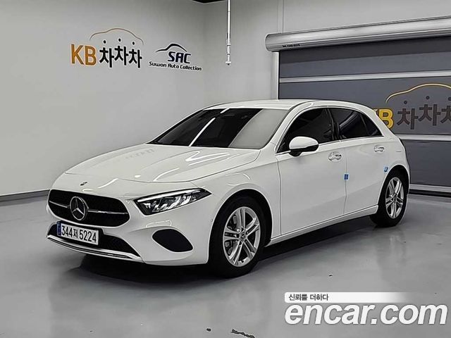 Mercedes-Benz A-Class A220 Hatchback