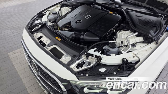 Mercedes-Benz E-Class E200 Avantgarde