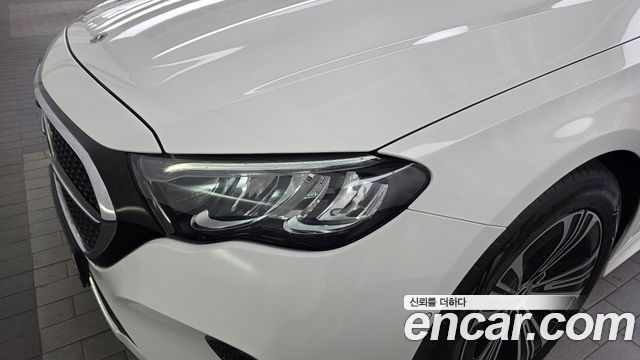 Mercedes-Benz E-Class E200 Avantgarde