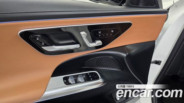 Mercedes-Benz E-Class E200 Avantgarde