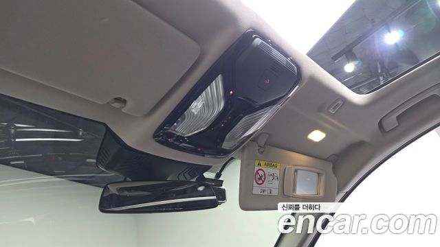 BMW 5-Series 520i Luxury