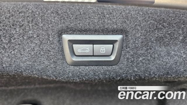 BMW 5-Series 520i