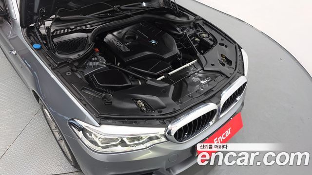 BMW 5-Series 530i M Sport Package