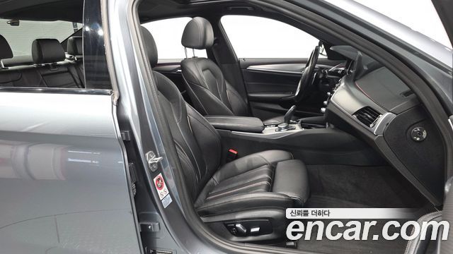 BMW 5-Series 530i M Sport Package