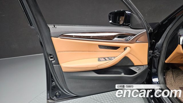 BMW 5-Series 520i M Sport