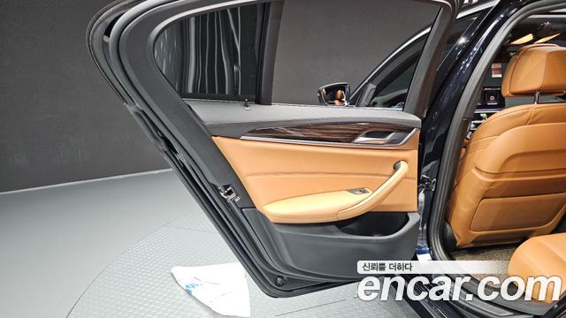BMW 5-Series 520i M Sport