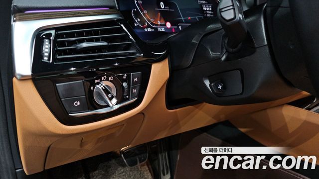 BMW 5-Series 520i M Sport