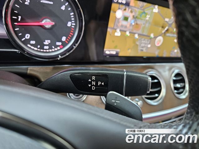 Mercedes-Benz E-Class E220d 4MATIC Exclusive