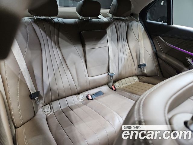 Mercedes-Benz E-Class E220d 4MATIC Exclusive