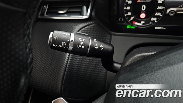 Land Rover Range Rover Velar 2.0 D240 R-Dynamic SE