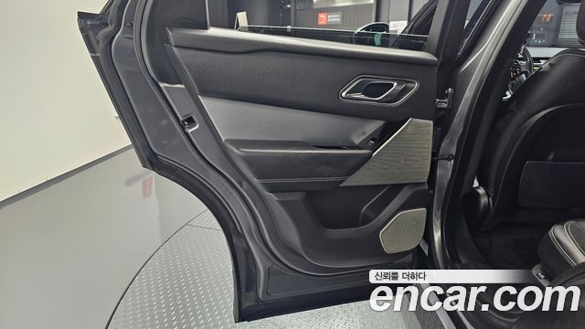 Land Rover Range Rover Velar 2.0 D240 R-Dynamic SE
