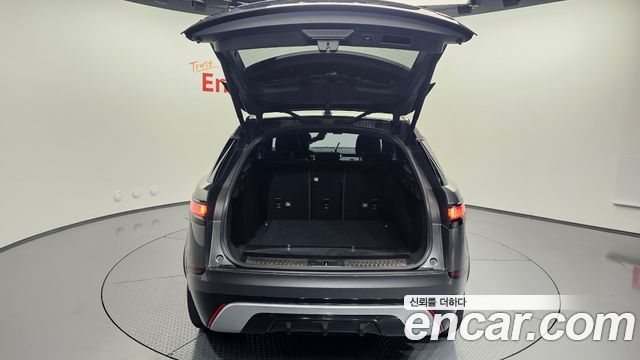 Land Rover Range Rover Velar 2.0 D240 R-Dynamic SE