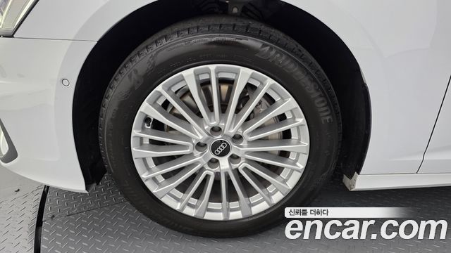 Audi A6 45 TFSI Premium