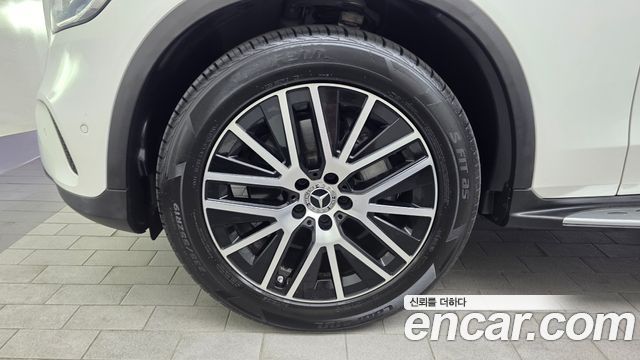 Mercedes-Benz GLC-Class GLC220 d 4MATIC