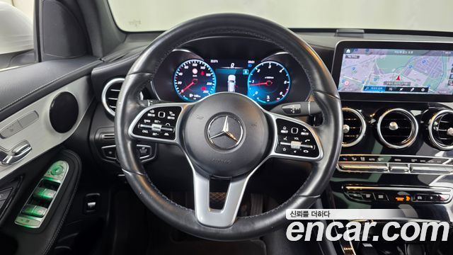 Mercedes-Benz GLC-Class GLC220 d 4MATIC