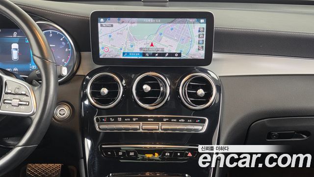 Mercedes-Benz GLC-Class GLC220 d 4MATIC