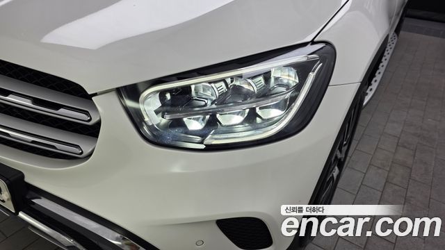 Mercedes-Benz GLC-Class GLC220 d 4MATIC