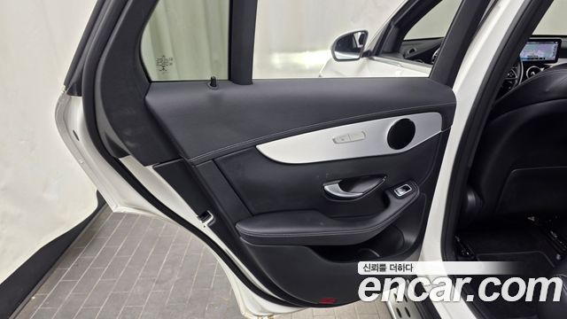 Mercedes-Benz GLC-Class GLC220 d 4MATIC