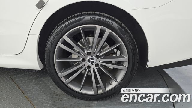 Mercedes-Benz CLS-Class CLS400d 4MATIC