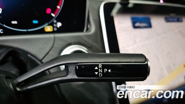 Mercedes-Benz E-Class E200 Avantgarde