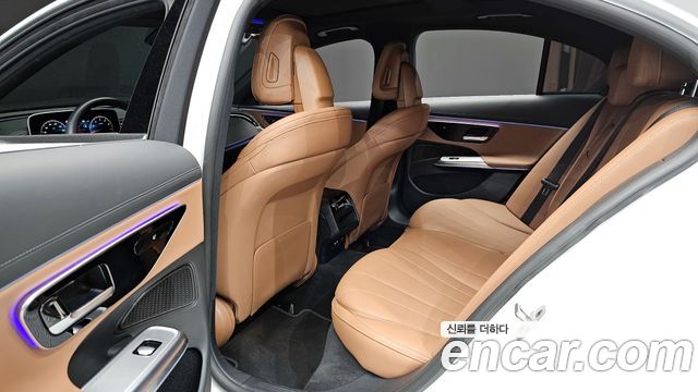 Mercedes-Benz E-Class E200 Avantgarde