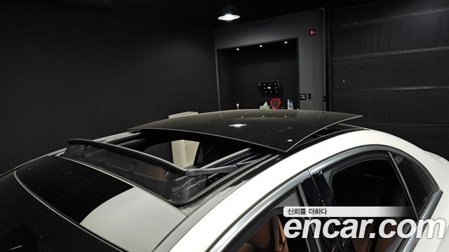 Mercedes-Benz E-Class E200 Avantgarde