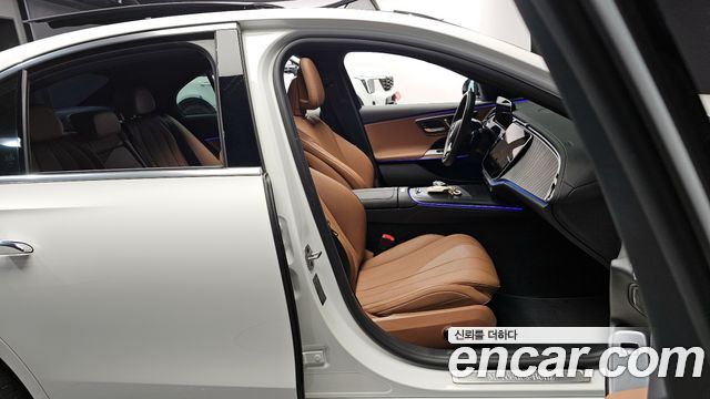 Mercedes-Benz E-Class E200 Avantgarde