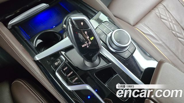 BMW 5-Series 523d xDrive Luxury