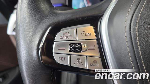 BMW 5-Series 523d xDrive Luxury