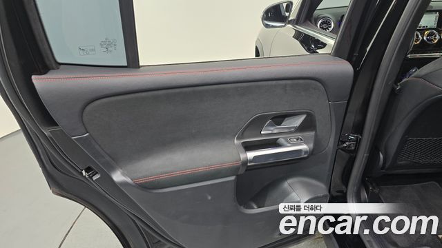 Mercedes-Benz GLB-Class GLB250 4MATIC