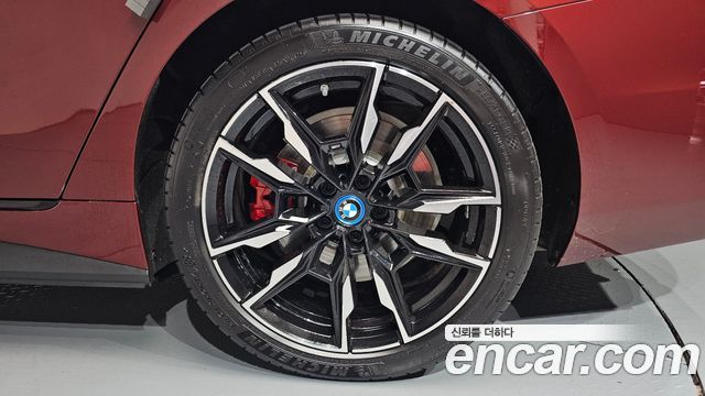 BMW i4 M50