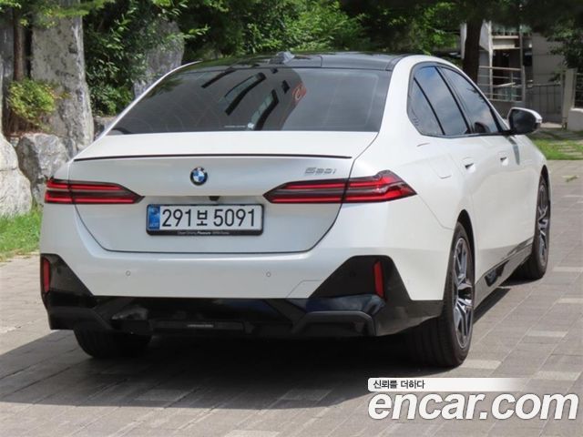 BMW 5-Series 520i Special Edition