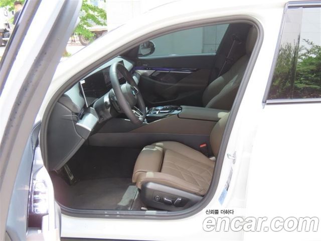 BMW 5-Series 520i Special Edition