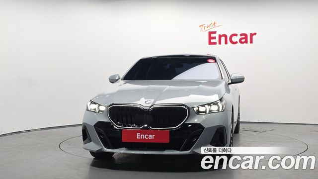 BMW 5-Series 530i xDrive M Sport