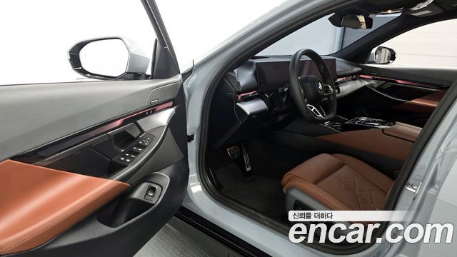BMW 5-Series 530i xDrive M Sport
