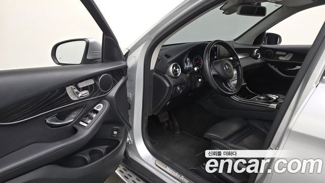 Mercedes-Benz GLC-Class GLC300 4MATIC