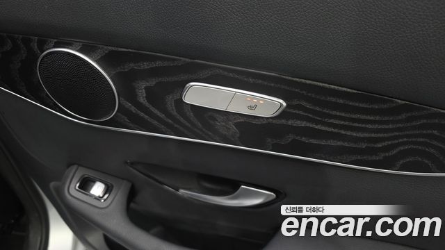Mercedes-Benz GLC-Class GLC300 4MATIC