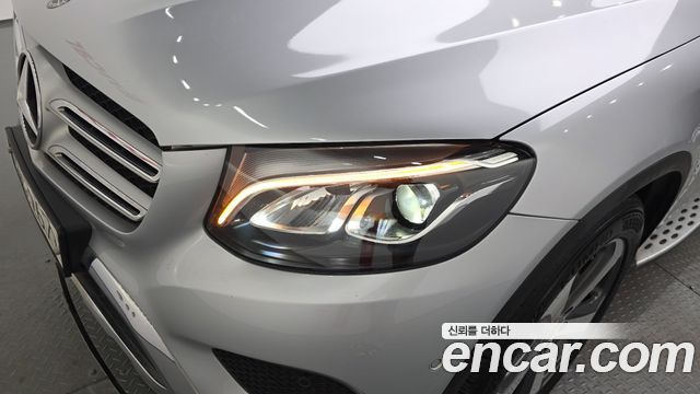 Mercedes-Benz GLC-Class GLC300 4MATIC