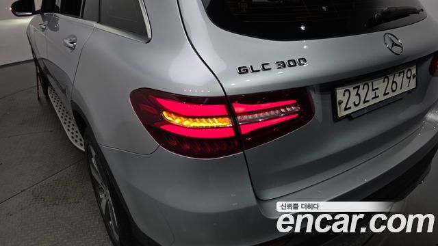 Mercedes-Benz GLC-Class GLC300 4MATIC