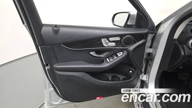 Mercedes-Benz GLC-Class GLC300 4MATIC