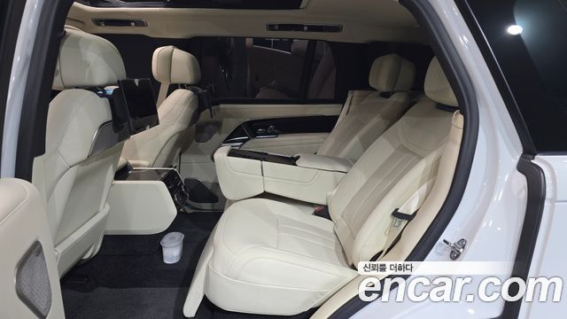 Land Rover Range Rover D350 Autobiography Long Wheel Base