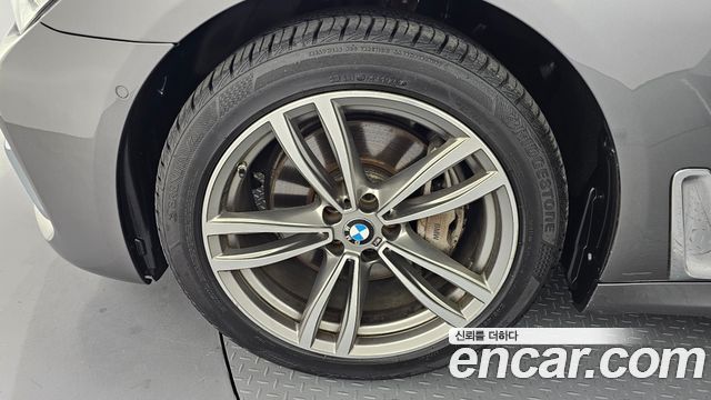 BMW 7-Series 740d xDrive M Sport