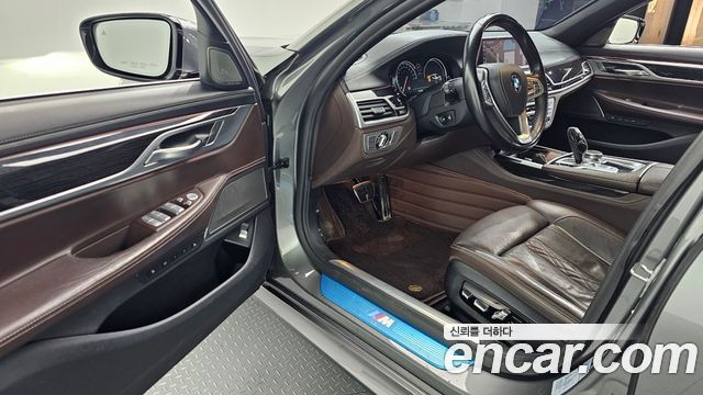 BMW 7-Series 740d xDrive M Sport