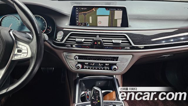 BMW 7-Series 740d xDrive M Sport