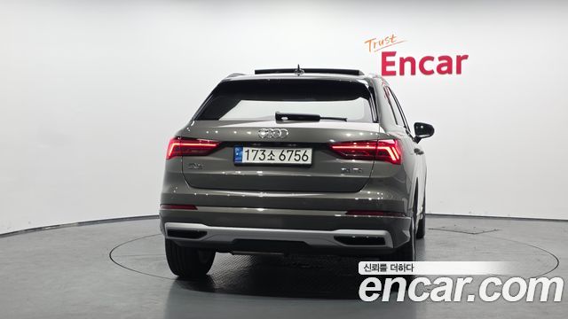 Audi Q3 35 TDI Premium