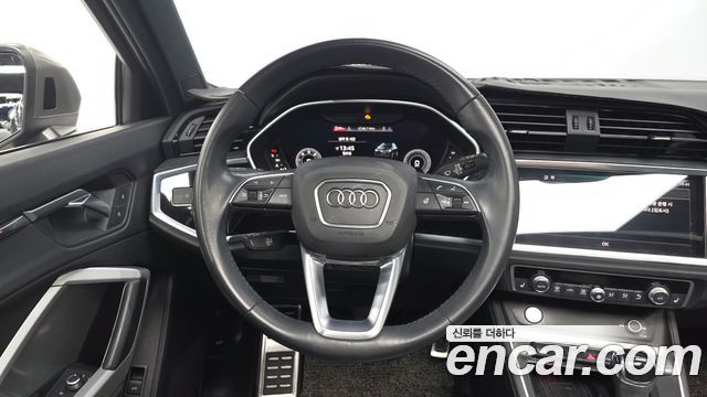 Audi Q3 35 TDI Premium