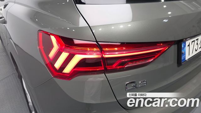 Audi Q3 35 TDI Premium