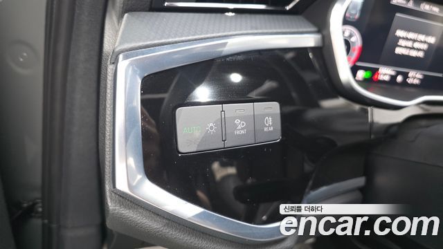 Audi Q3 35 TDI Premium